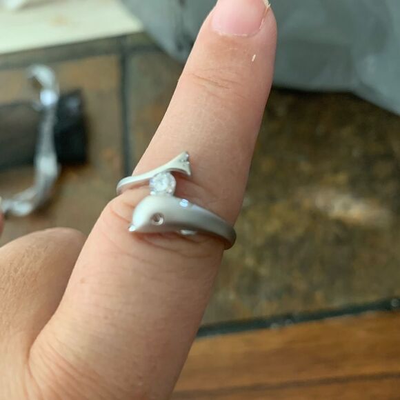 Silver dolphin ring  - Picture 3 of 4
